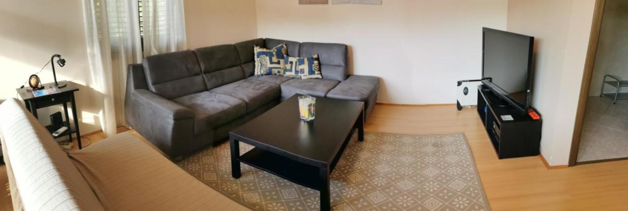 Apartment Lara ロヴィニ エクステリア 写真