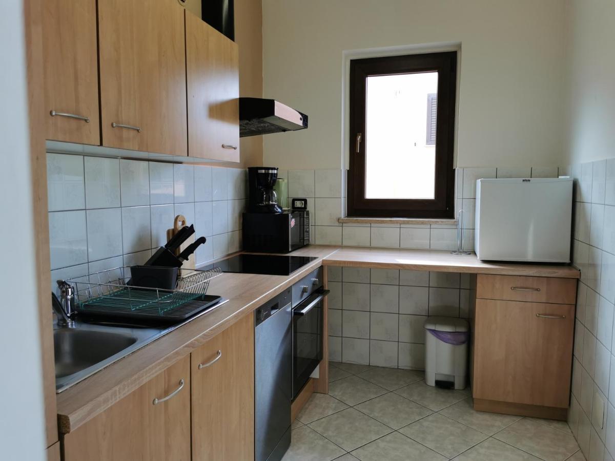 Apartment Lara ロヴィニ エクステリア 写真